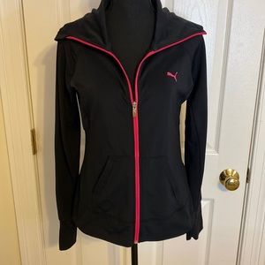 Puma zip up polyester jacket. Size medium. Barely worn.